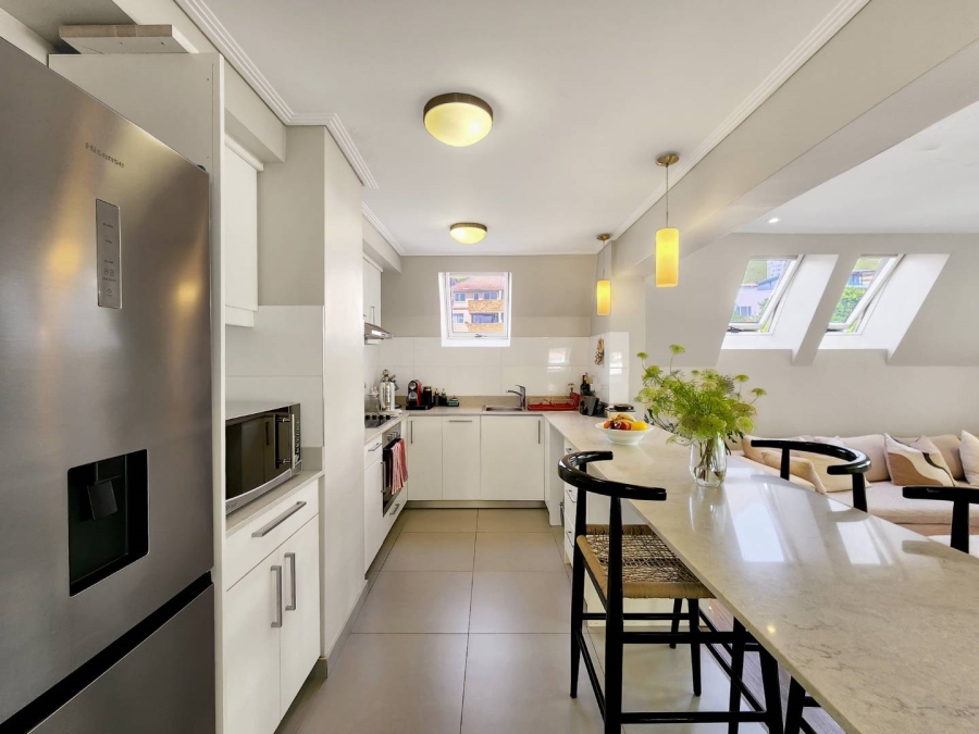 1 Bedroom Property for Sale in Vredehoek Western Cape